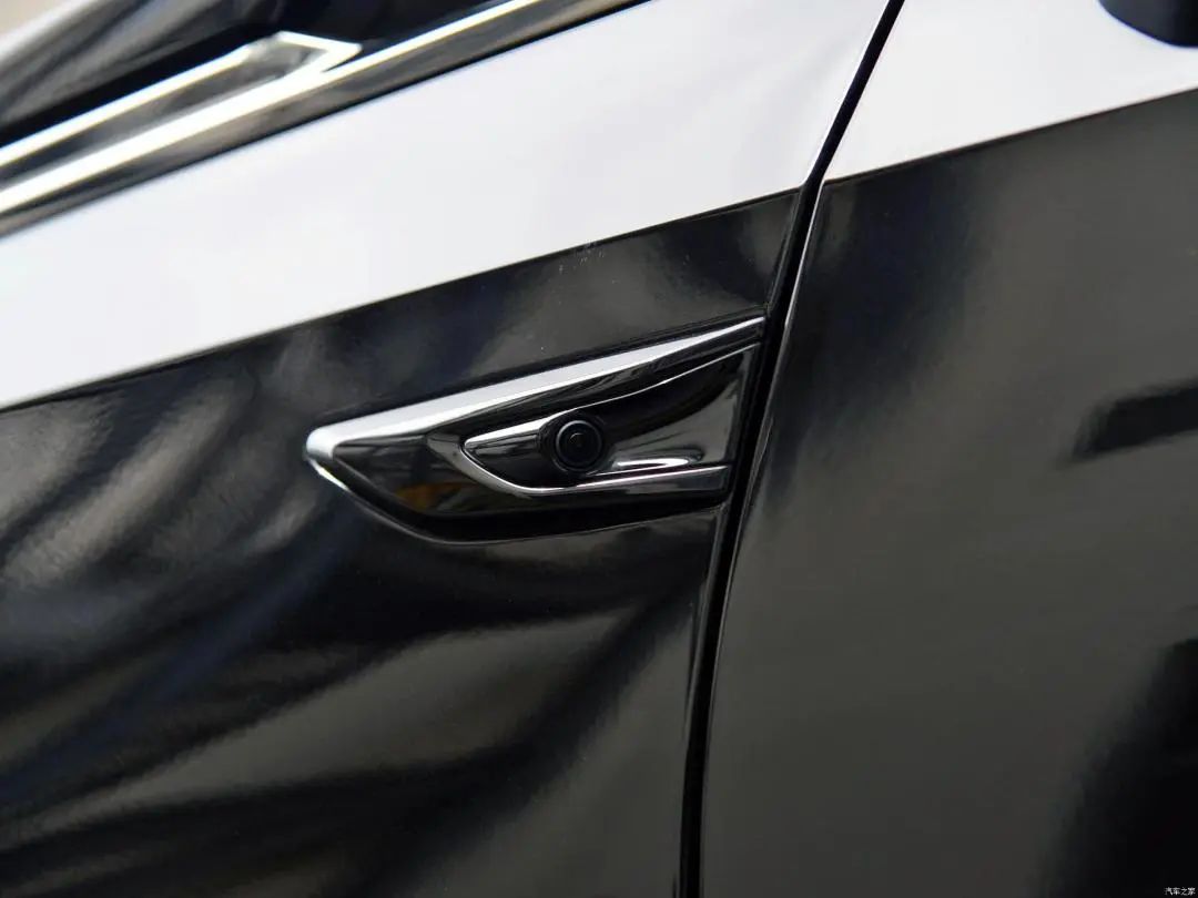 上汽大通maxusg90七座版低配,上汽大通maxusg90第三排