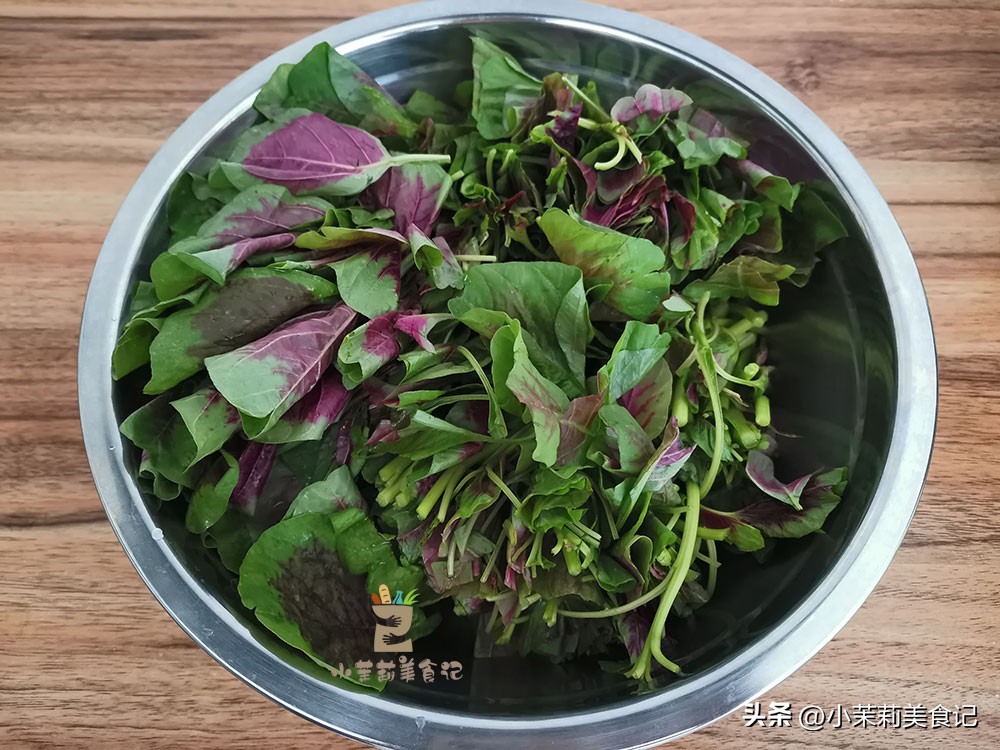 黑芝麻是不是高钙食物,补钙是白芝麻好还是牛奶好