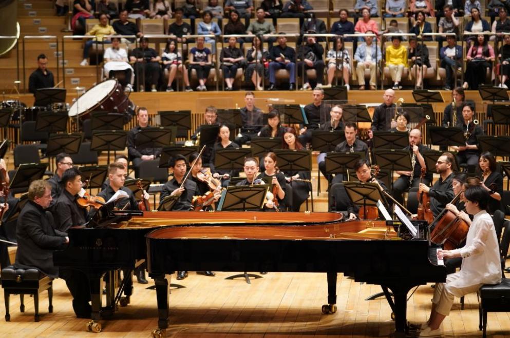 威德曼大提琴协奏曲《黑暗琴弦》的音色音响特征