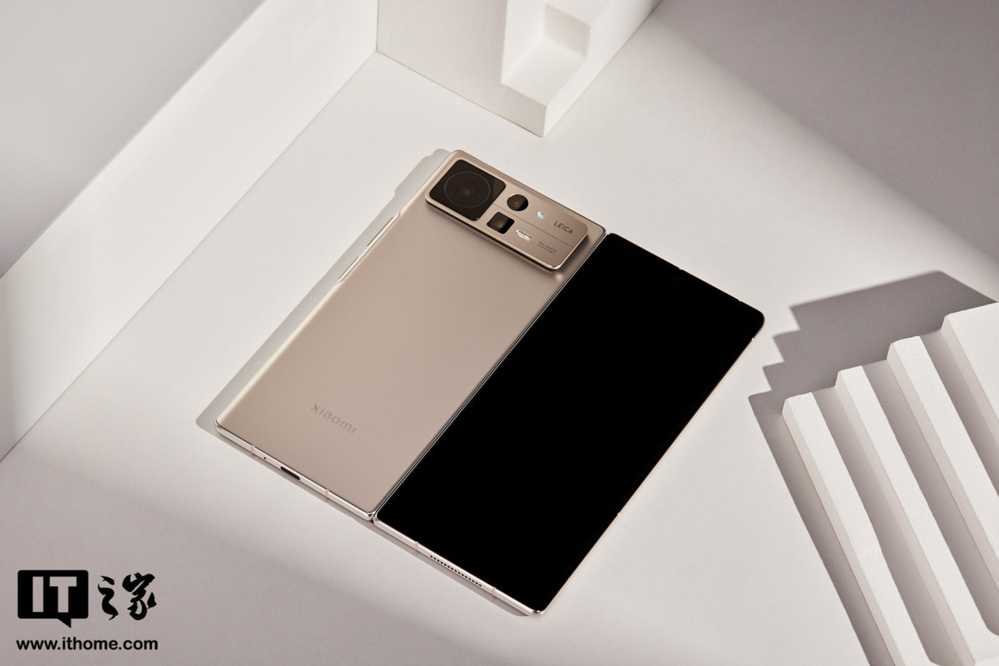 小米mixfold2折叠屏手机轻薄,小米mixfold2折叠手机评测