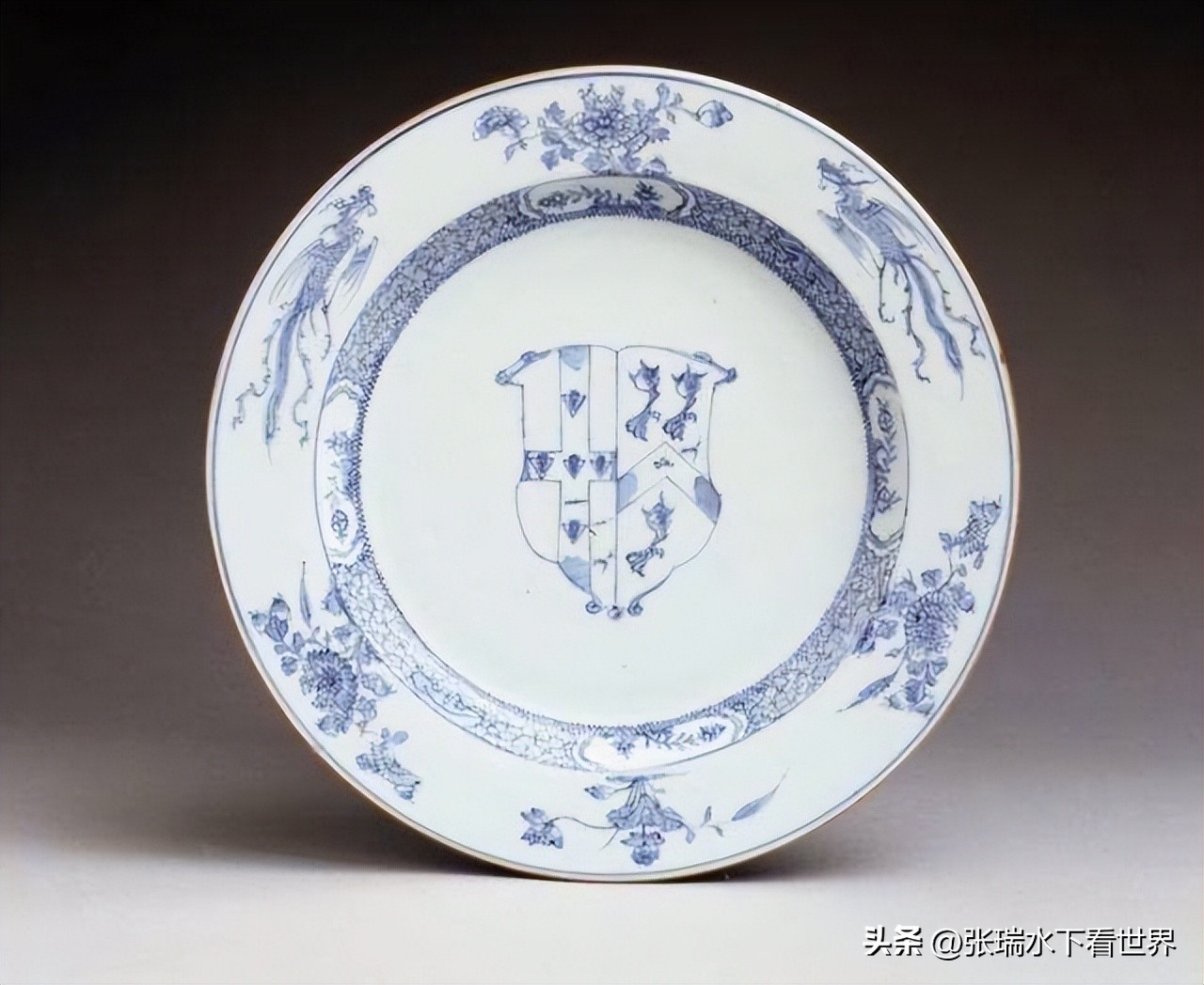 业火凝炼，玲珑惊艳，明清外销青花瓷为何成为China国货之光？