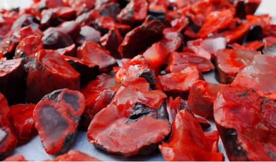 南红顶级戒面,南红戒面价值一览表