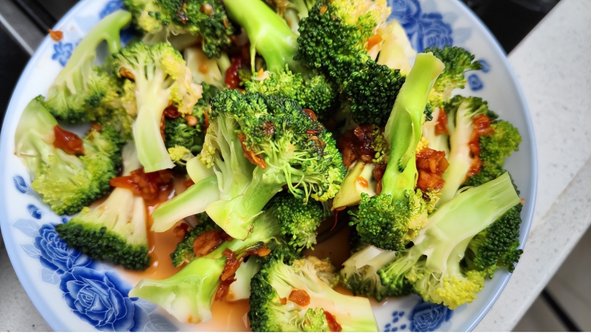 苏泊尔小c智能炒菜机测评,苏泊尔炒菜机器人和小c对比