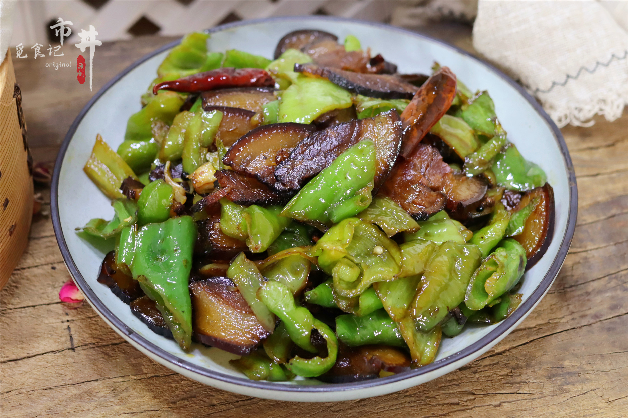 炒辣椒的火候,炒辣椒不糊诀窍