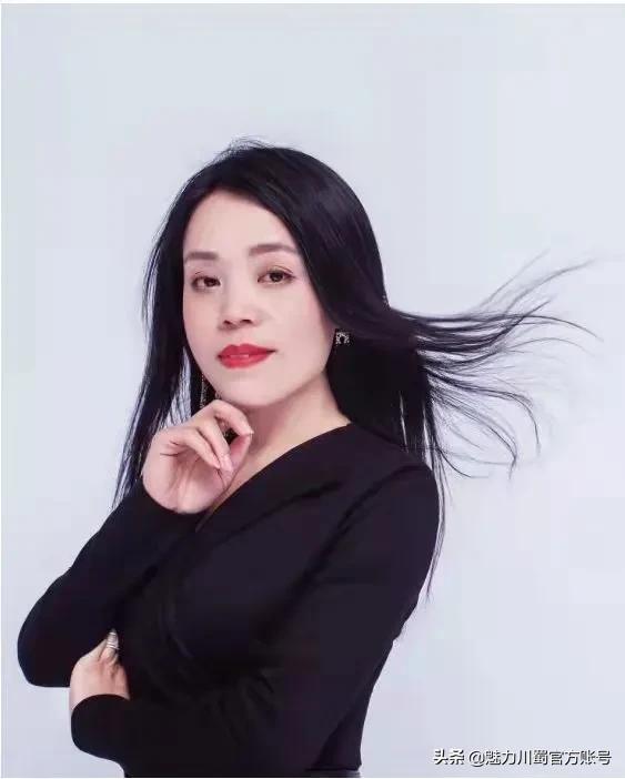 绵阳外国语学校李俊老师,绵阳外国语学校历史老师