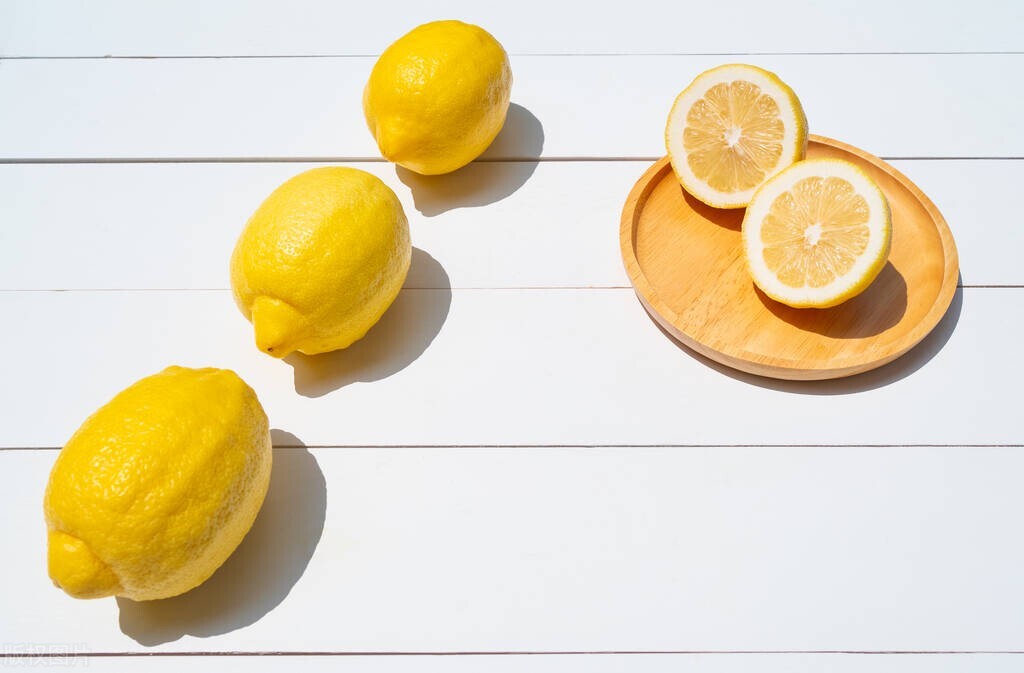 柠檬水怎么泡着喝效果好,柠檬水怎样泡最好喝