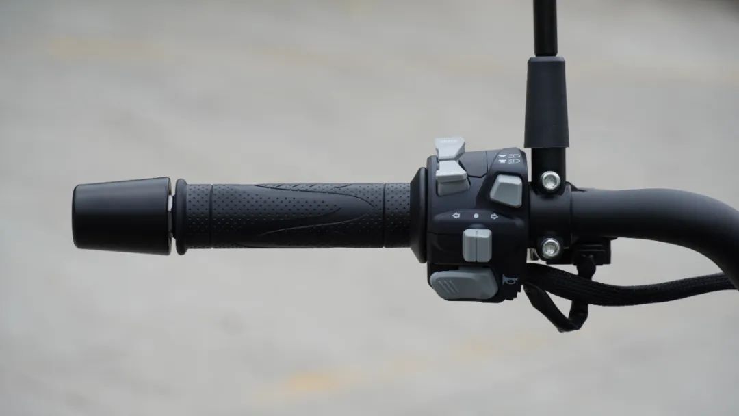 国产300复古巡航车有几款,座高690美式巡航摩托