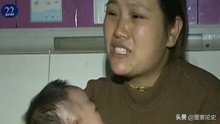 故事:河南1岁女婴患早老症,一夜变成80岁老人,母亲含泪千里求医