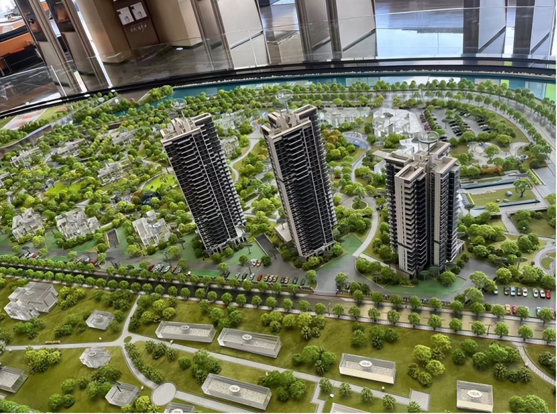 38℃，我在这里打车，没有一辆滴滴愿意来…