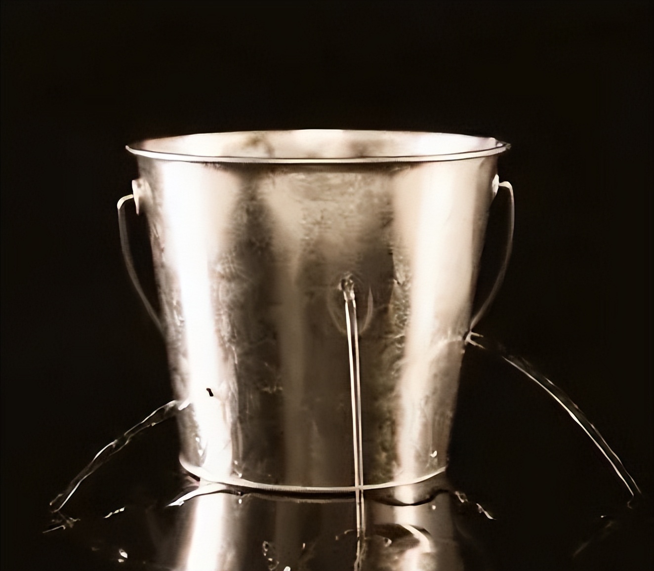 脸泛红是洗面奶的原因吗,为什么用完洗面奶脸会变白