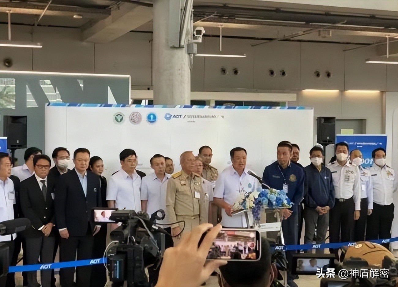 中国游客入境韩国被挂黄牌事件 (入境韩国的中国游客被挂黄牌)