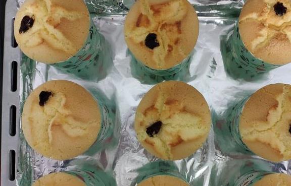 生日蛋糕动物奶油味道好淡,哪种生日蛋糕好吃不油腻图片