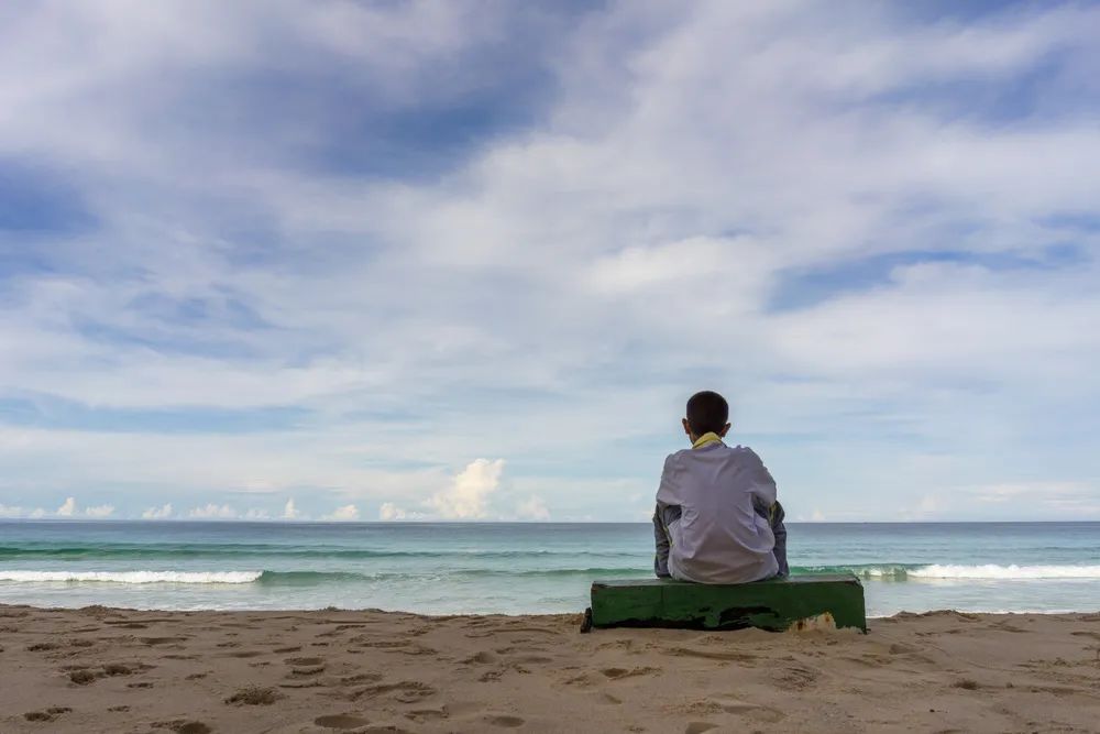 享受孤独是内心强大的一种自律,能享受孤独的人一定是内心强大的