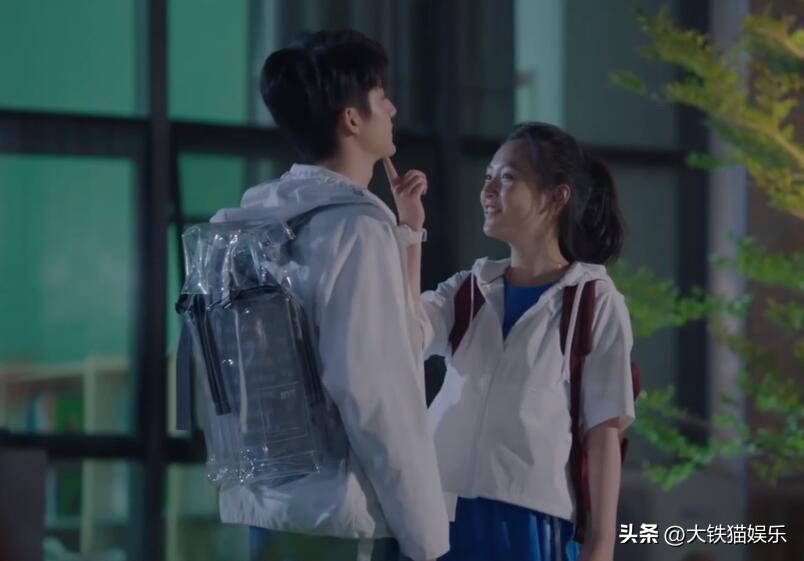 6位拍戏不换发型的女演员，戏里戏外同款造型，万年不变让人串剧