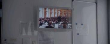 黄暴导演合作顶级女演员，情节狗血至极，无视道德底线，还被大赞