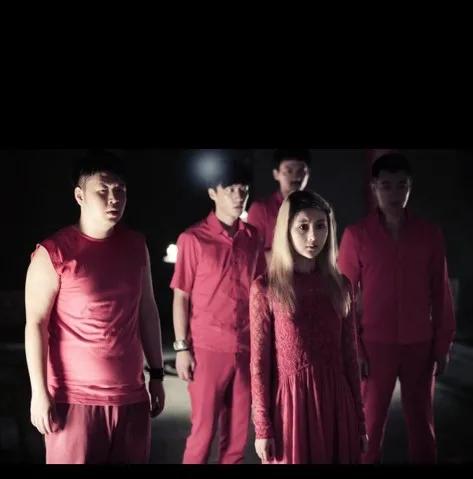 柳岩近期出演电影,柳岩在恐怖片中的吻戏