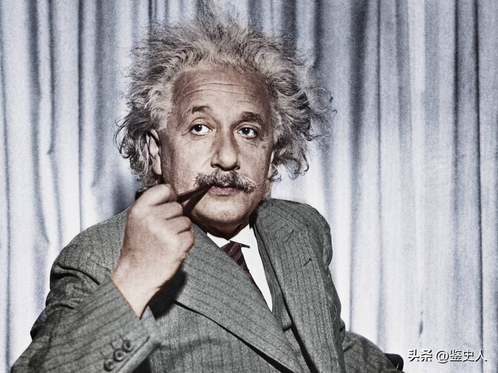 原子能之父爱因斯坦读后感,爱因斯坦在物理界有哪些贡献