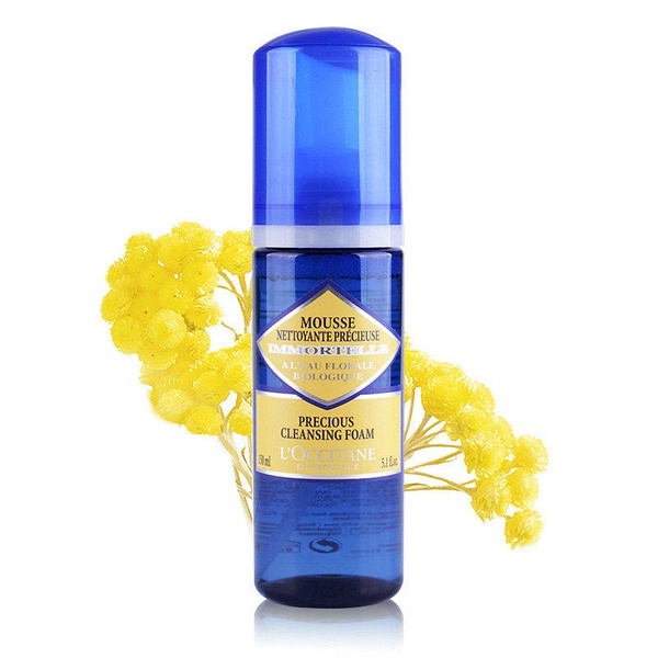 竹炭洗面奶和祛痘洗面奶,控油洗面奶和祛痘洗面奶先用哪个