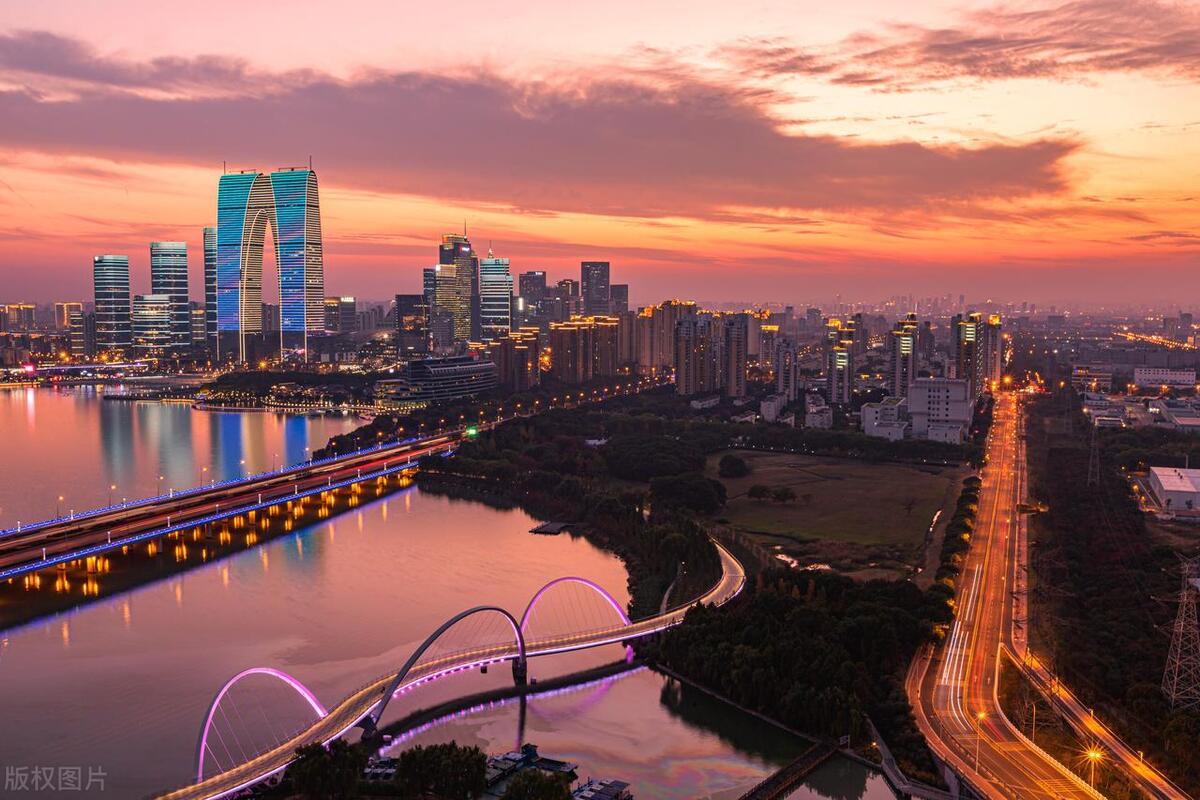 2022年发布的重要工程项目清单,102项重大工程项目名单包括新基建