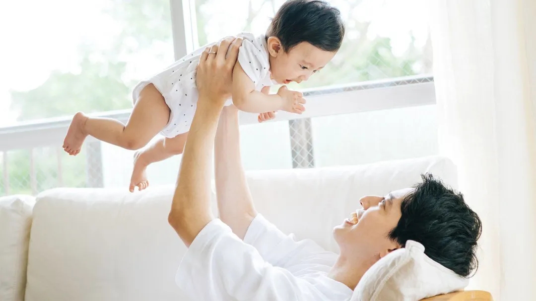 日本生育三个孩子奖励政策,日本生10个孩子政府补贴多少