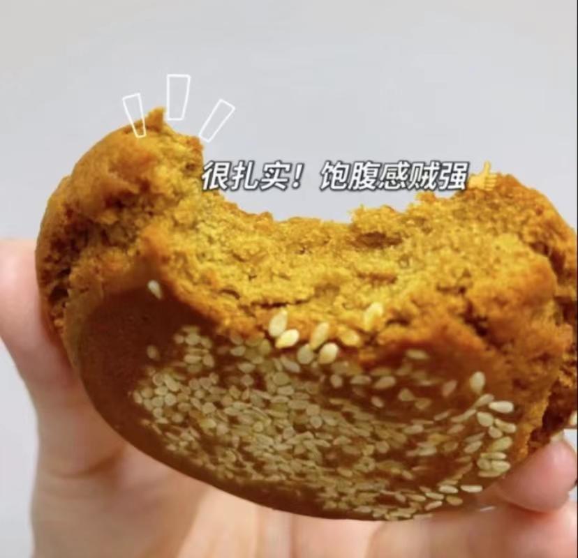 百年历史的传统糕点松软香甜,一双手造就50年历史的传统糕点