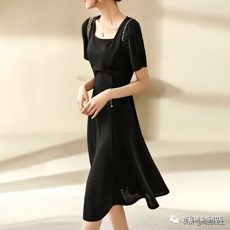 随便搭配半裙又好看又显腿长！【尚都比拉】女装，一口价49元任选