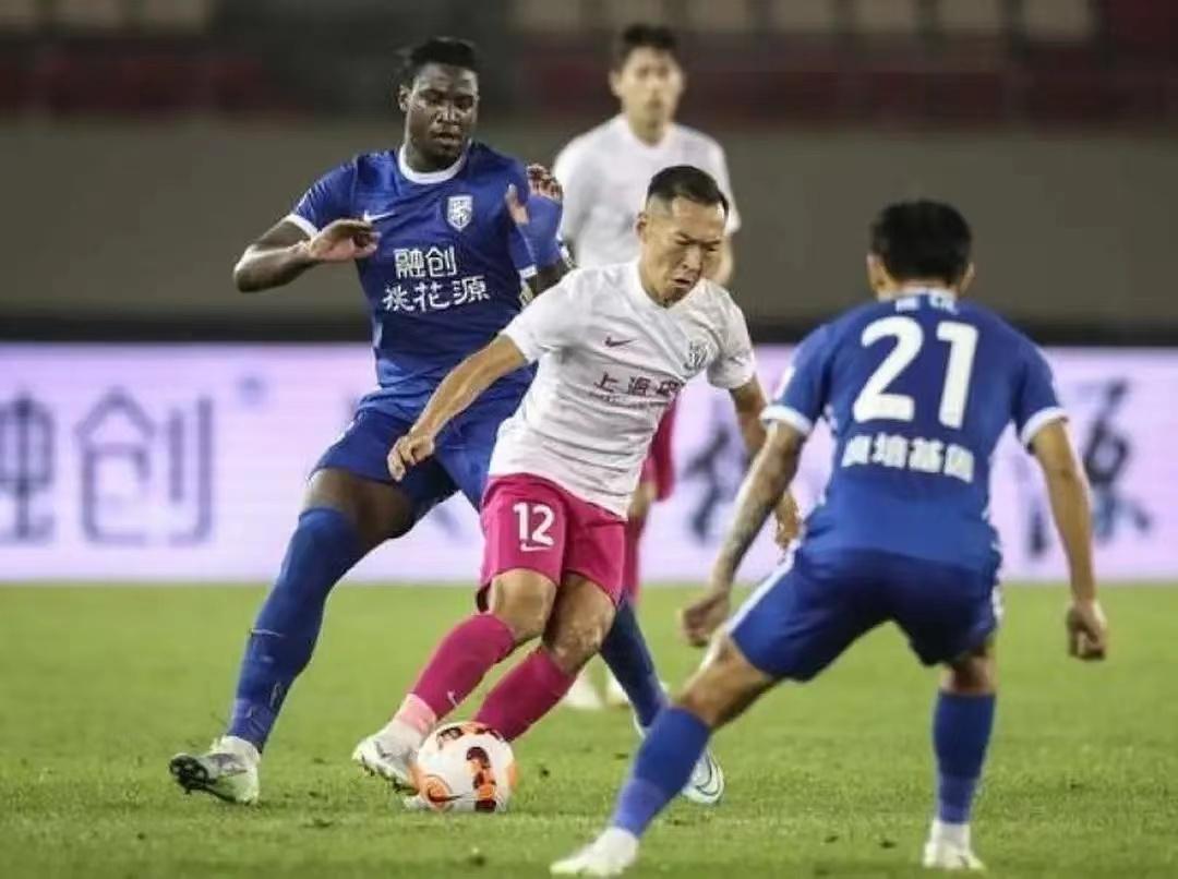 中国足球队李铁最新消息新闻,中国足球关于李铁的事