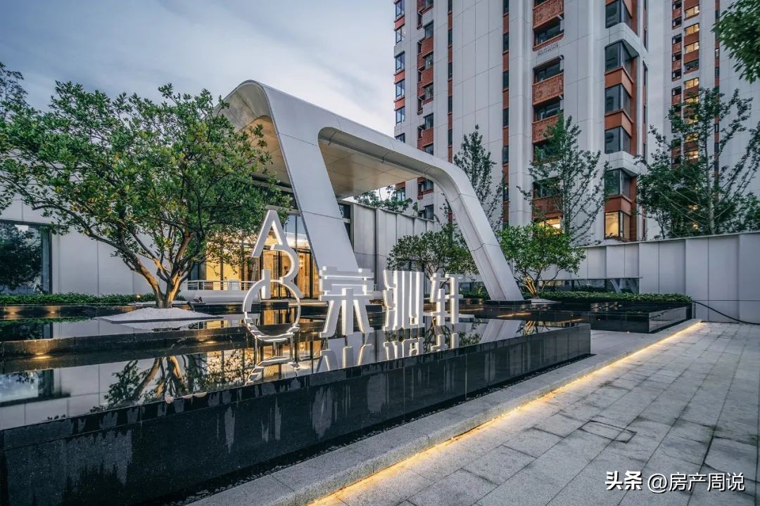 近两年，为什么都倾爱“游艇”美学？