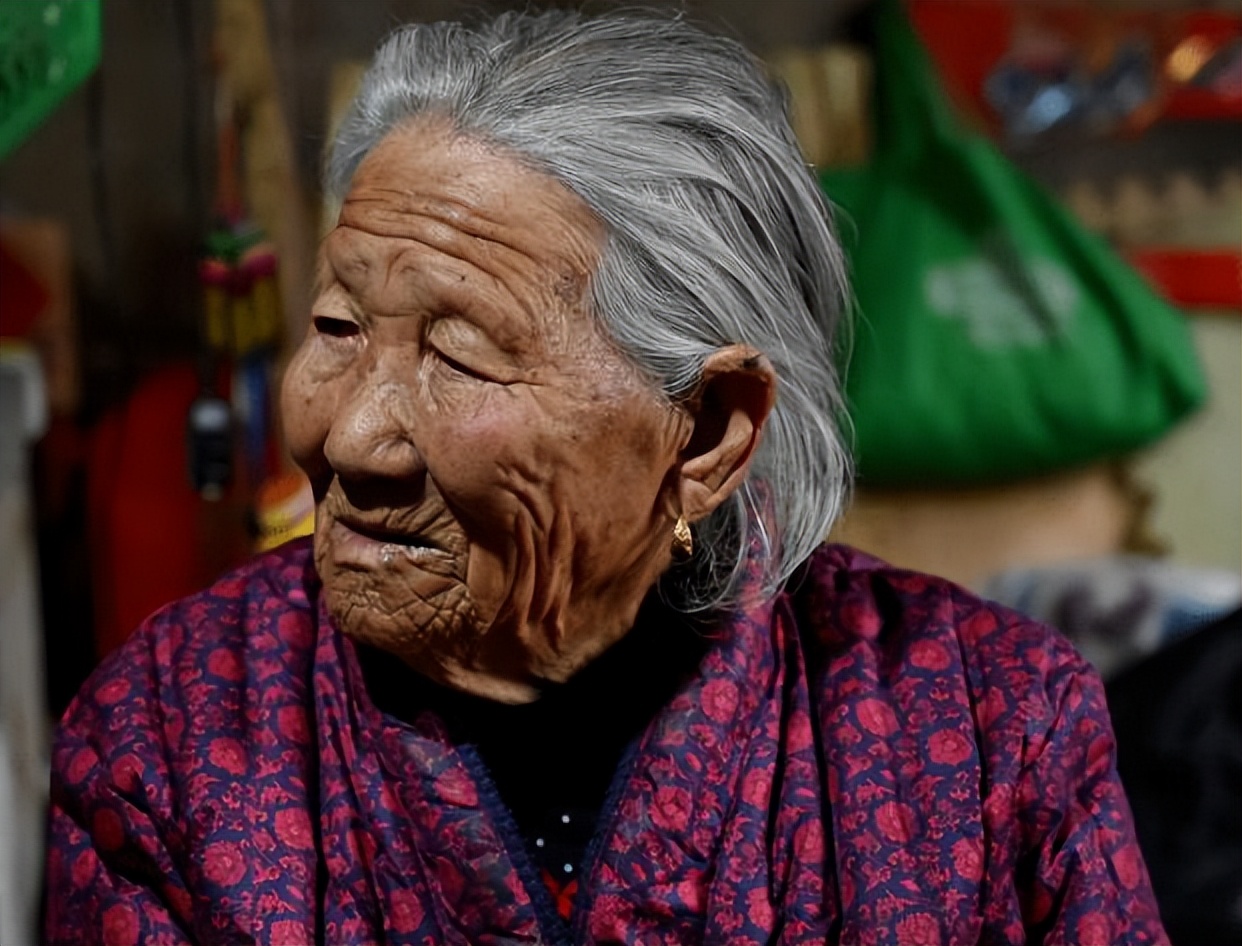 每天锻炼和每天静养哪个更长寿,长期静养和天天锻炼的人谁更长寿