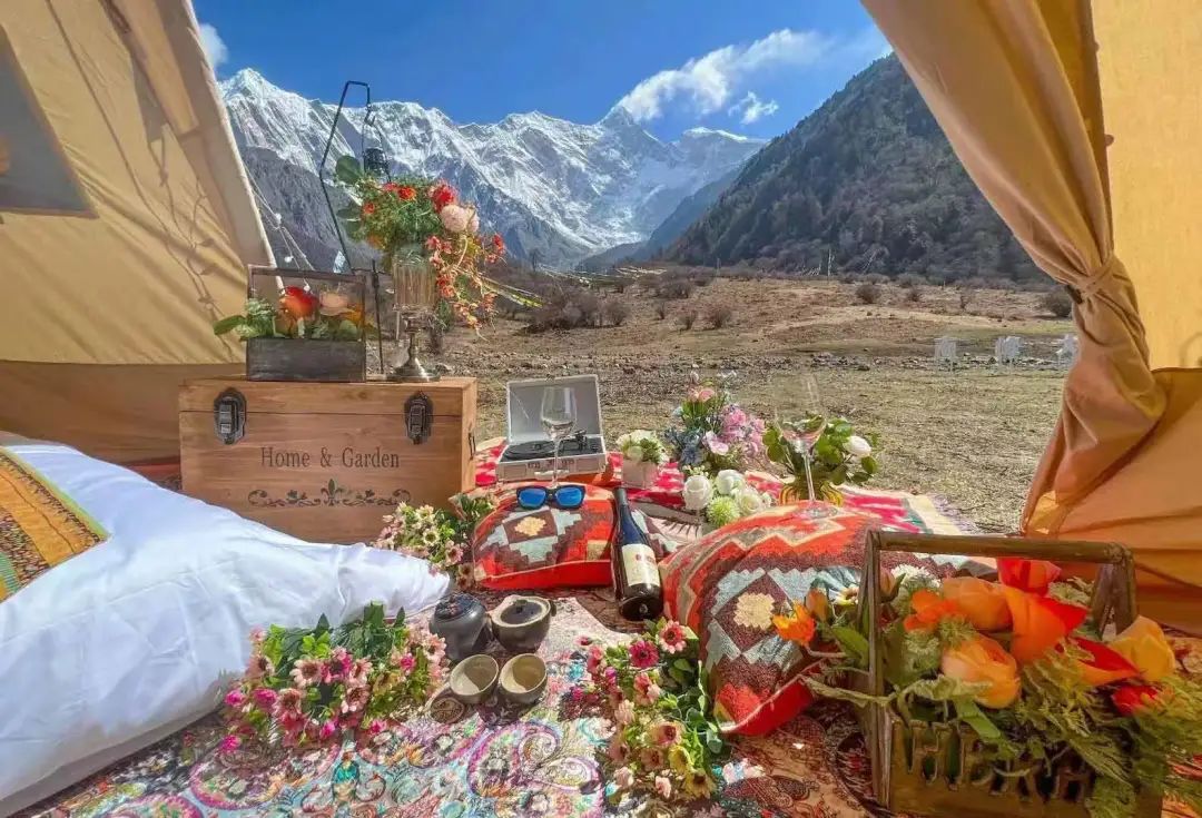 龙泉山看桃花徒步最佳路线,徒步穿越十里桃花漫山遍野