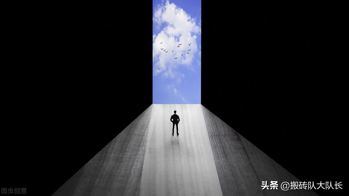 开发商躺平！建筑行业内卷！2022年后半年，行业发展有无转机？