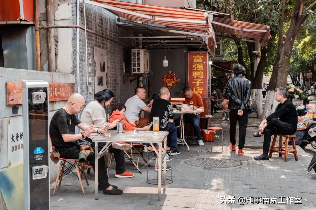 南京新街口明瓦廊美食皮肚面,南京明瓦廊美食推荐必吃