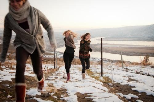 属兔女孩名字王筠泽,兔宝宝取名带王字旁寓意好的字