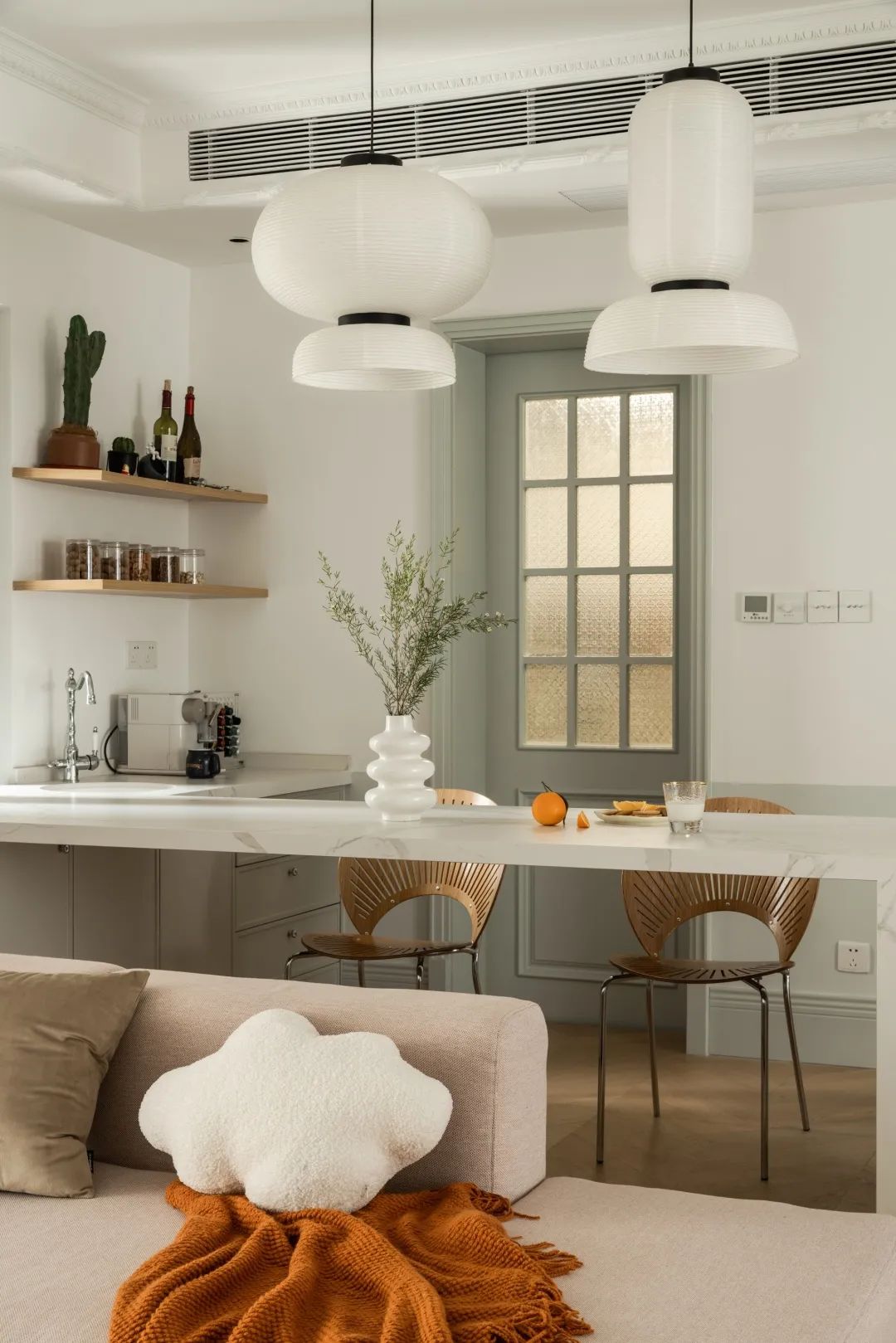 四川成都一个女人装修房子,12平方女主卧室装修