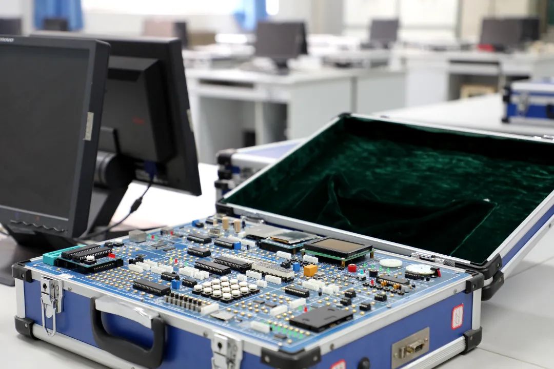 西安思源学院进化史,西安思源学院的发展史