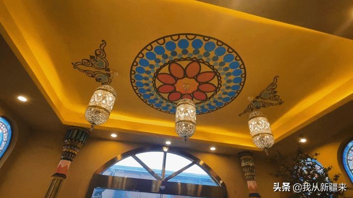 @合肥市民，听说有人给你搬来了一座*疆新**