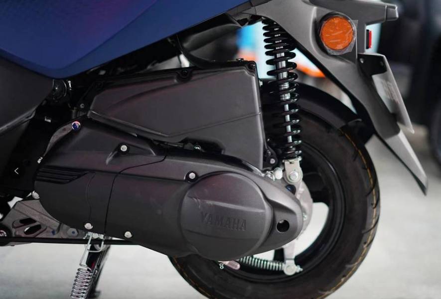 五羊本田nbx小踏板车,五羊本田125踏板对比新大洲本田