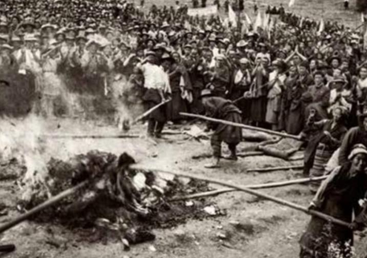 西藏唐卡历史变化过程,解放前的西藏贵族令人发指