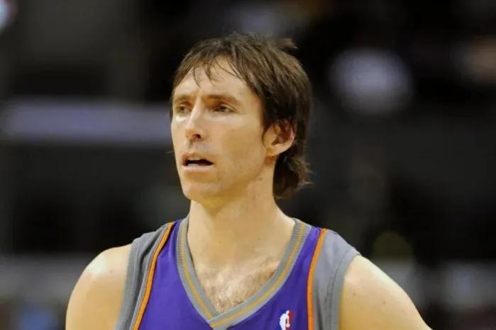 美媒列出了出生非洲的10名NBA球员，谁才是真正的非洲之王？