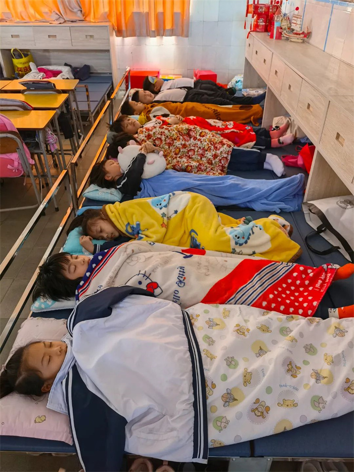 100%躺床睡！陈村全镇公办小学10916名学生“舒心睡”