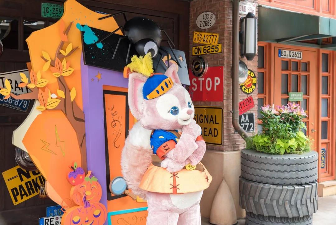 凌晨超5000人买迪士尼玩偶,凌晨3点超5000人迪士尼排队买玩偶