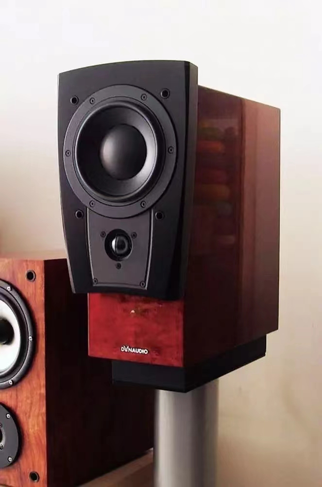 玩音响是不是很烧钱,发烧友都喜欢玩的音响