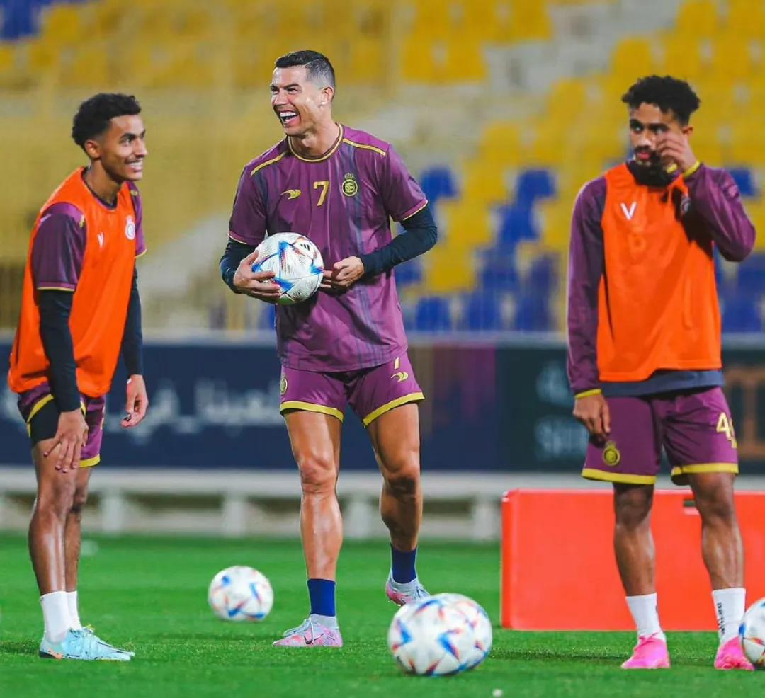 c罗与迪迦奥特曼,论c罗