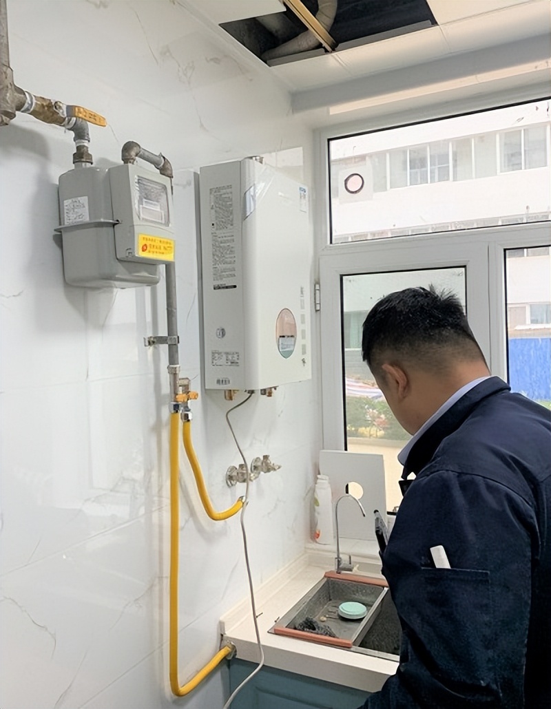 万和燃气热水器冬天温度升不起来,冬天热水器温度上不去是什么原因