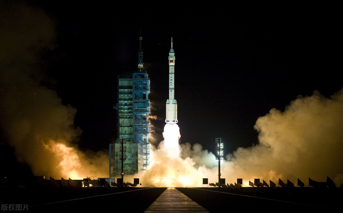 中国的雄心：玉兔号请再等7年，我们来看你