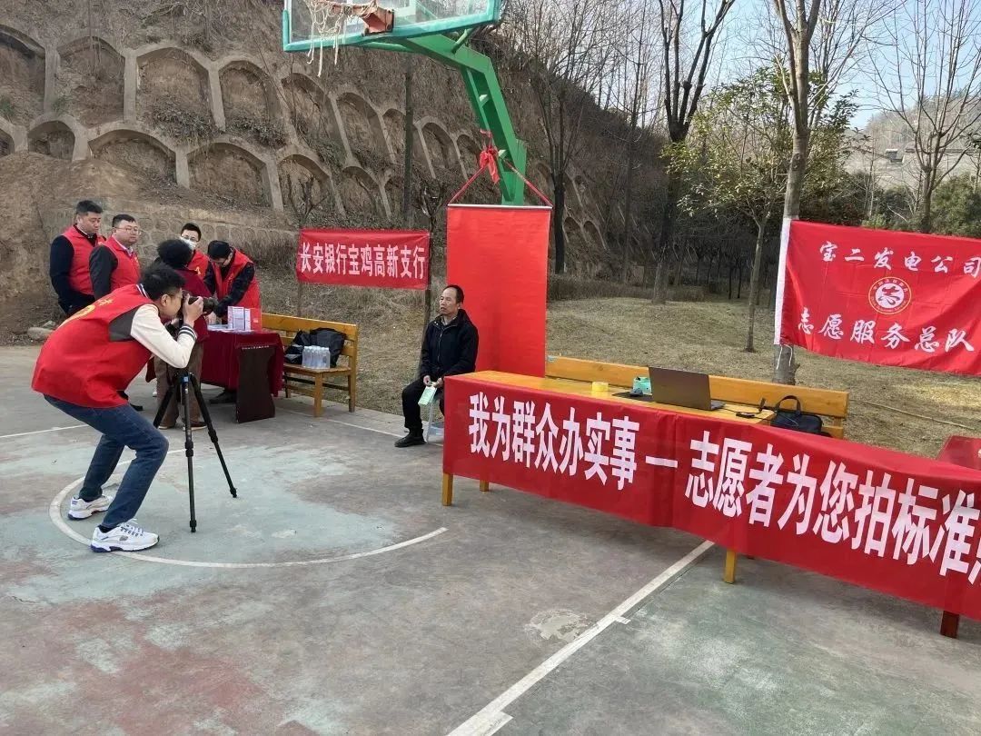 学雷锋精神青少年志愿活动价值,学雷锋树新风争做雷锋精神弘扬者