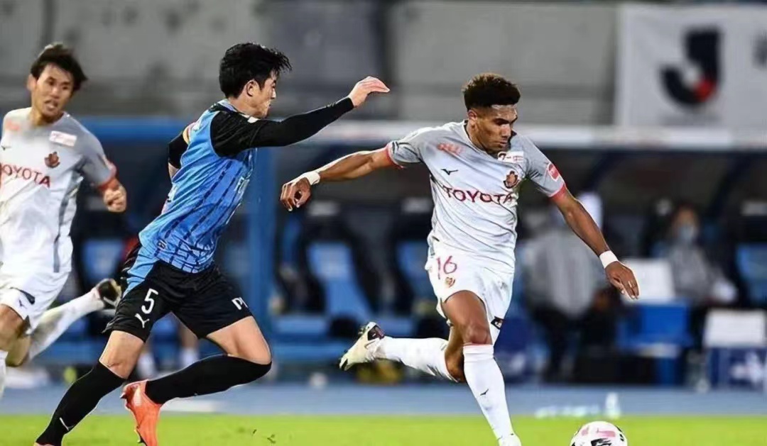 今日横滨水手与广岛三箭比赛集锦,横滨水手vs广岛三箭今日分析