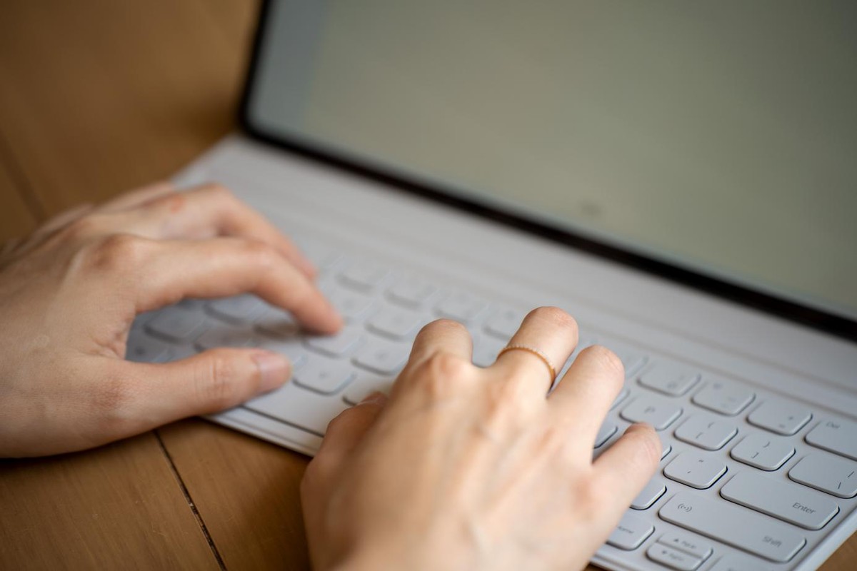 huaweimatepadpro11旗舰和性能版,华为平板matepadpro12.6开箱测评