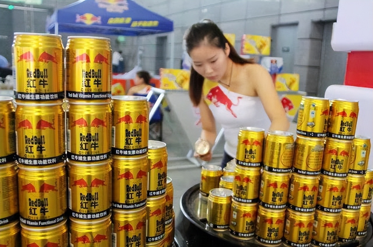 许书标和颜斌生产的红牛饮料,红牛创始人许书标几个儿子