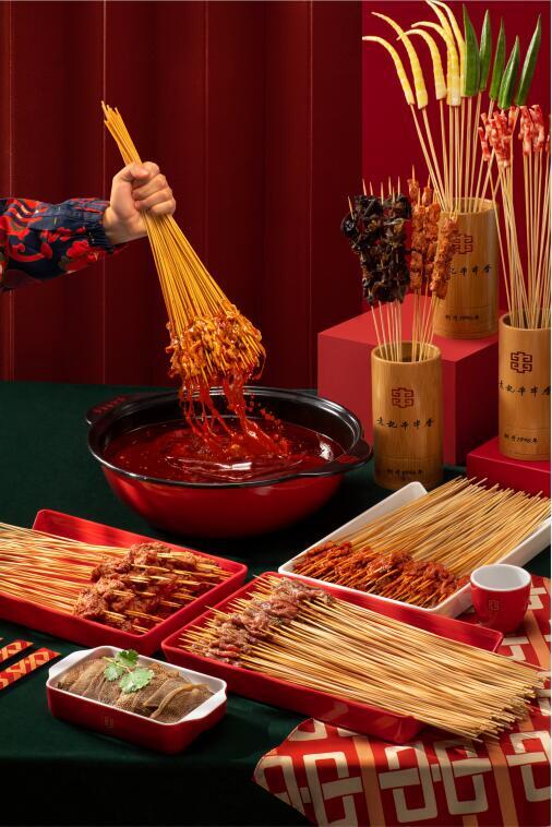 袁记串串香最新招牌,袁记串串香怎么吃回本